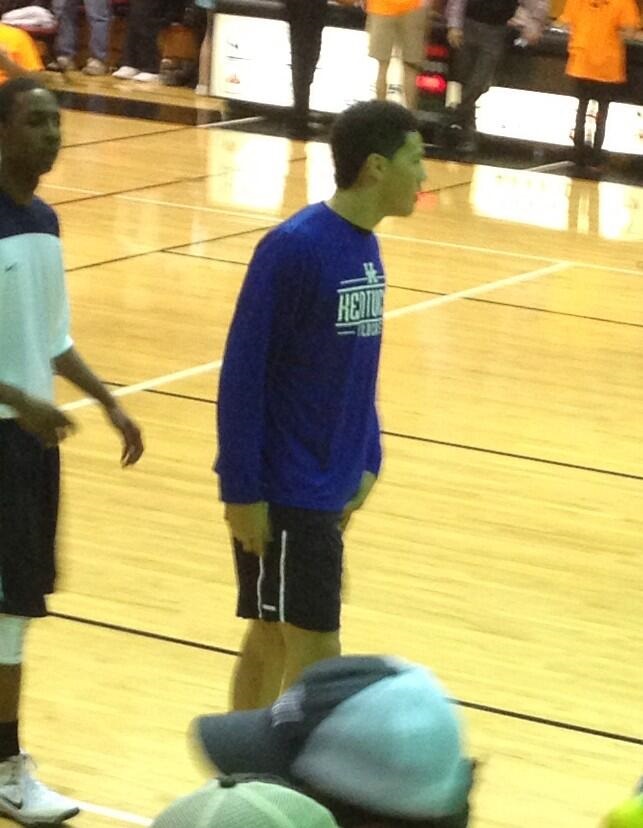 devin booker kentucky shooting shirt