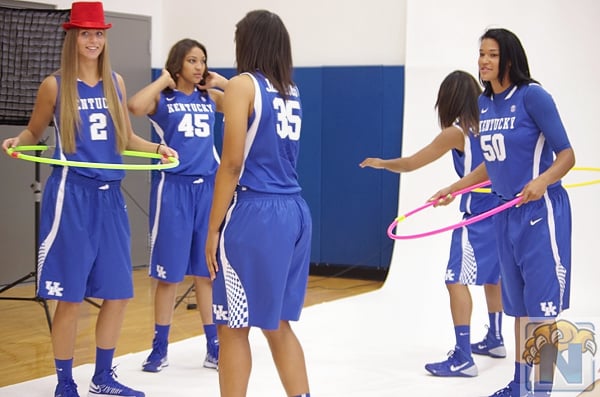 hoops.hula